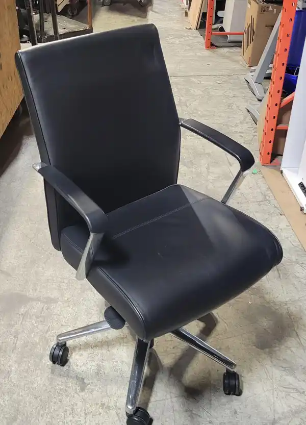 Used Keilhauer Leather Boardroom Chair 