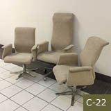 Office Chair & 2 Guest Chairs 