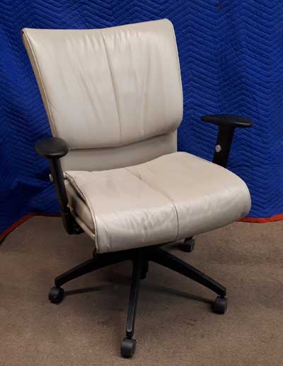 Used Softcurve-LM Chair, Office Furniture North York