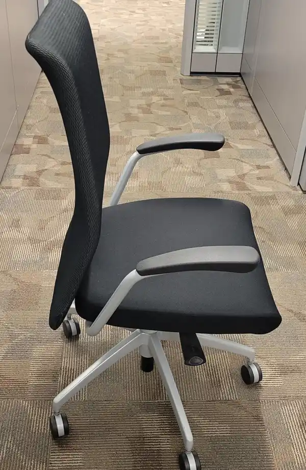 Used Artopex Executive Boardroom Chair, side view