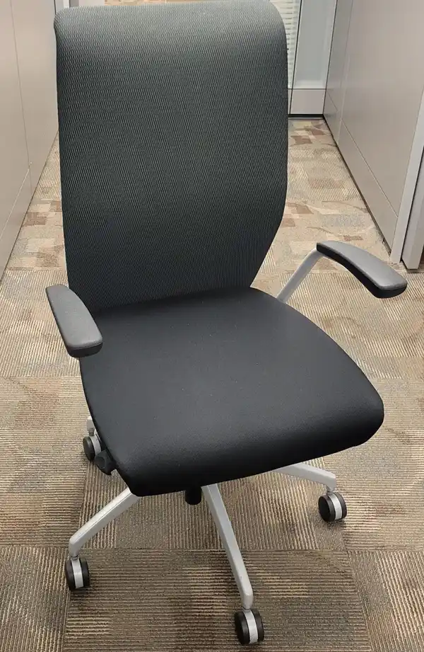 Used Artopex Executive Boardroom Chair