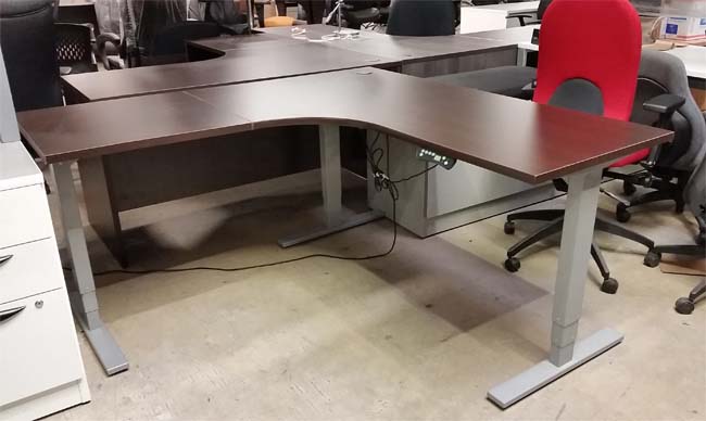 Richelieu Three-Leg Height-Adjustable Table, Office Furniture Toronto