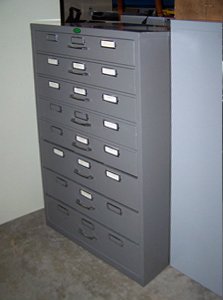 Used Storage Unit with 8 Drawers U-7
