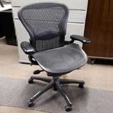 Herman Miller Aeron 