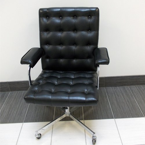 Vintage, Nienkamper, Tufted Leather Chair, high back, Movie Rentals, Toronto